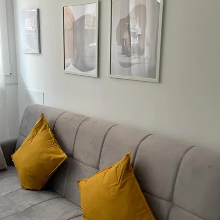 Exyca Metropolitano Appartement Madrid Buitenkant foto